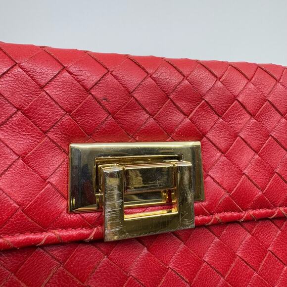 BOTTEGA GIOTTI Red Woven Crossbody Built-in-Wallet Bag - Picture 9 of 9